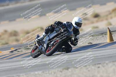 media/Sep-20-2025-Race Pace (Sat) [[d4e1b33f4d]]/Verified/Turn 14 (930am)/